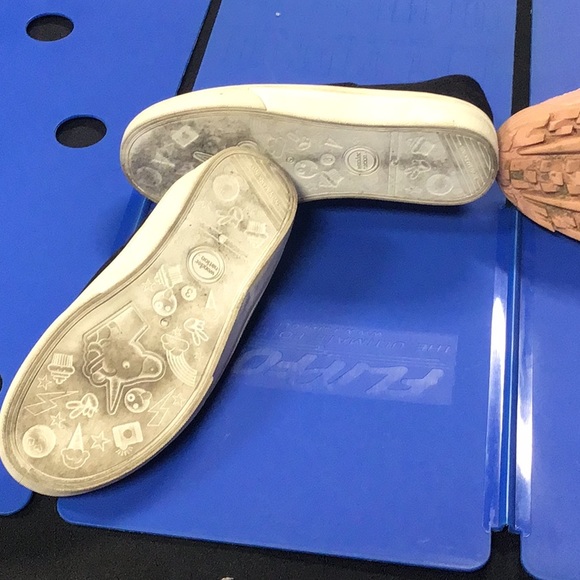 TWO PAIRS ONE PRICE - Picture 6 of 7